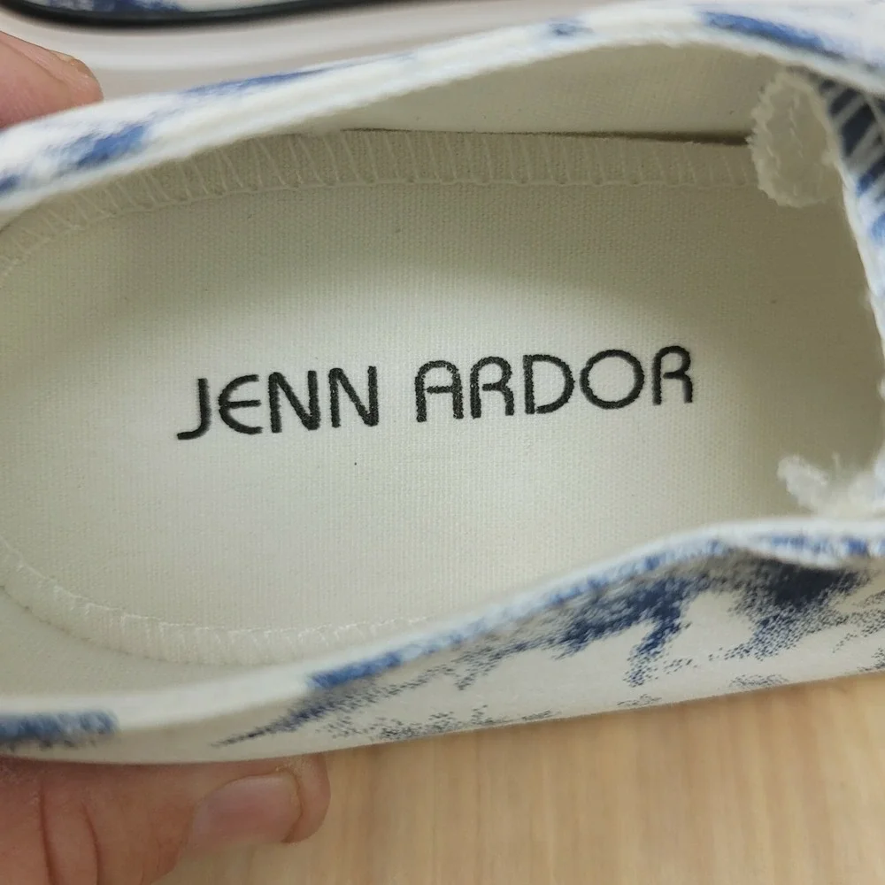 JENN ARDOR Women's‎ Sneakers Sz 9 M Low Top Lace-Up Classic Casual Shoes